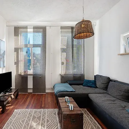 Insel Hus * Φέμαρν