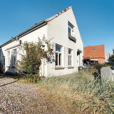 Insel Hus * Φέμαρν