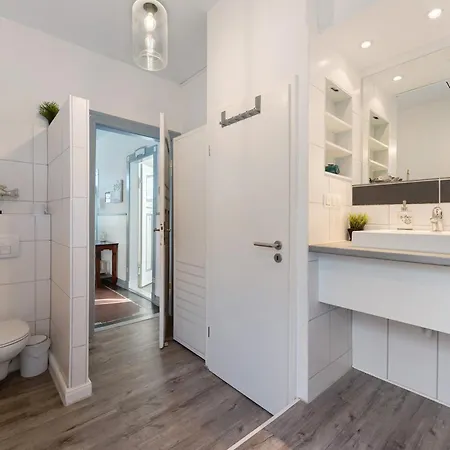 Insel Hus Tatil Evi *
