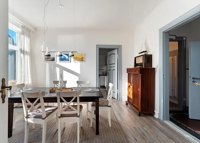 بيت للعطل Insel Hus