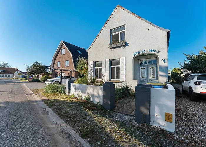 Insel Hus بيت للعطل